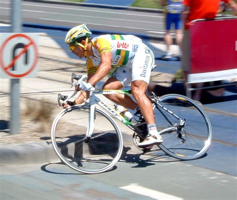 Fitxer:Robbie McEwen 2006 Bay Cycling Classic 2.jpg - Viquipèdia, l'enciclopèdia lliure