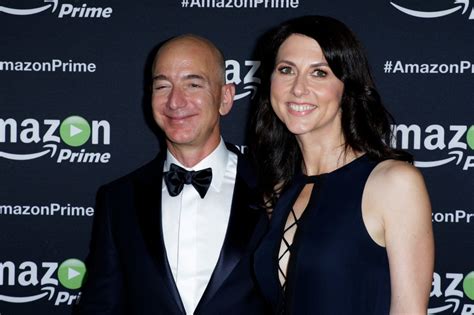 MacKenzie Scott Marries Seattle Teacher, Ex-Husband Jeff Bezos Is ...