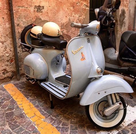 Vintage Vespa Piaggio Lambretta Scooter, Vespa Scooters, Vintage Vespa ...