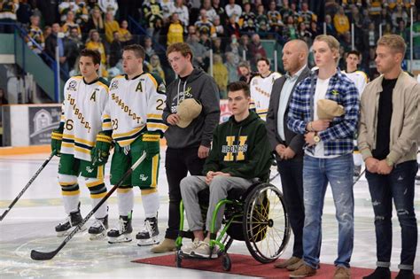 All of Canada mourned the victims of deadly Humboldt Broncos crash ...