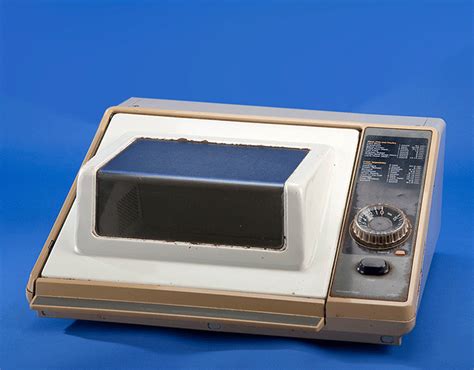 Microwave Oven | Smithsonian Institution