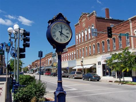 Beautiful Downtown Anamosa, Iowa | Main Street, Anamosa, Iow… | Flickr