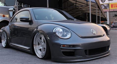 Beetle. Porsche style body-kit? Verrrrry strange.... | Volkswagen new beetle, New beetle, Volkswagen