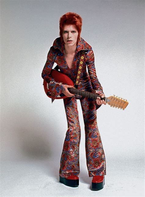 Pictures of David Bowie as Ziggy Stardust in the 1970s ~ Vintage Everyday