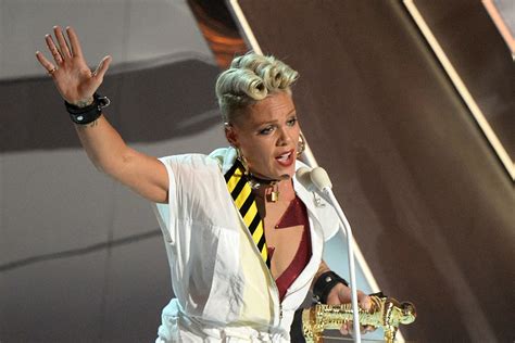 Pink Recalls Giving Moving VMAs Speech About Daughter on 'Ellen'