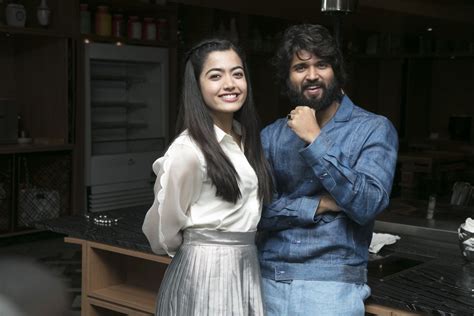 Vijay Devarakonda And Rashmika Wallpapers - Wallpaper Cave