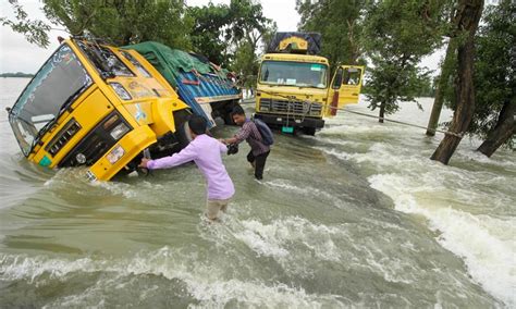 Floods swamp more of Bangladesh and India, millions marooned - World ...