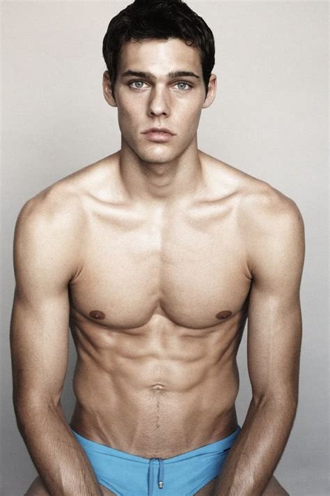 Holden Nowell, guy from Call me Maybe music video : LadyBoners