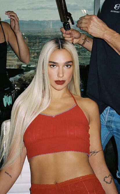 Dua Lipa Goes Risqué With Her All-New Platinum Blonde Hair | Grazia India