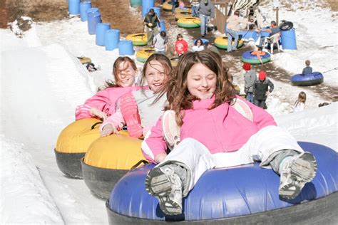 Snow tubing near Asheville NC – The 4 Best Places (2024)