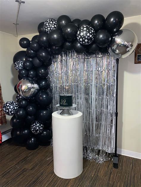 Black and Silver balloon | Birthday decorations at home, Simple ...