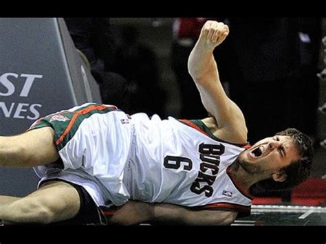 Top 5 Worst NBA Injuries (GRAPHIC) - YouTube