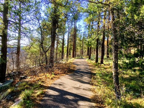 These totally awesome hiking trails in Arizona don't require a pass or ...