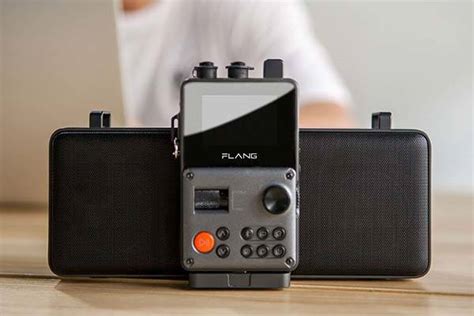 Flang HiFi Music Player and Dock Speaker | Gadgetsin