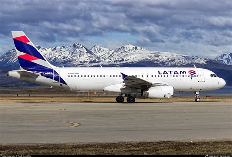 LV-BRA LATAM Airlines Argentina Airbus A320-233 Photo by Andrés Aliotta | ID 720017 ...