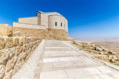 Mount Nebo Jordan | Definitive article for seniors - Odyssey Traveller