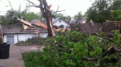 North Minneapolis Tornado Damage Part 3 May 22 2011 - YouTube