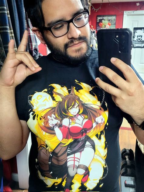 Sinder 🔥 Hellhound VTuber on Twitter: "RT @DireWolfBoy: Ayyyyye, my @SinderVTuber merch finally ...