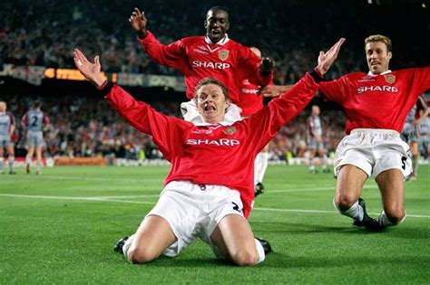 Never-before-seen footage shows Man Utd's 1999 Champions League ...