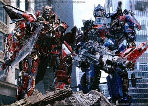 Optimus Prime and Sentinel Prime Vs Team Lockdown - Battles - Comic Vine