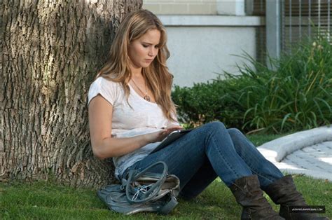 Jennifer as Elissa in "House at the End of the Street" - HQ movie stills. - Jennifer Lawrence ...