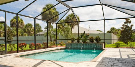 Pool Enclosure Orlando – The Benefits of a Pool Enclosure in Orlando