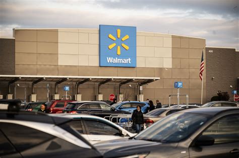 Texas man suing Walmart is seeking $100M or 'unlimited free lifetime ...