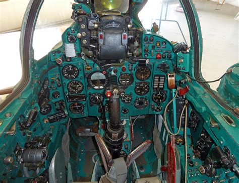 Warbird Alley: Mikoyan-Gurevich MiG-21