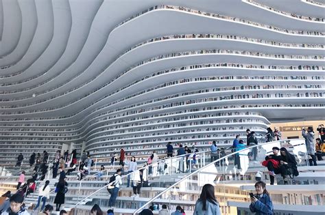 Tianjin Binhai Library: The World's Coolest Home To 1.2 Million Books