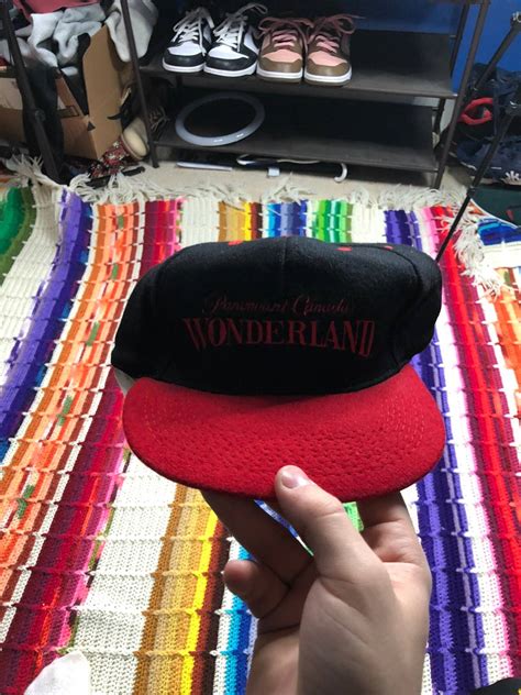 Vintage vintage paramount canada wonderland black and red hat | Grailed