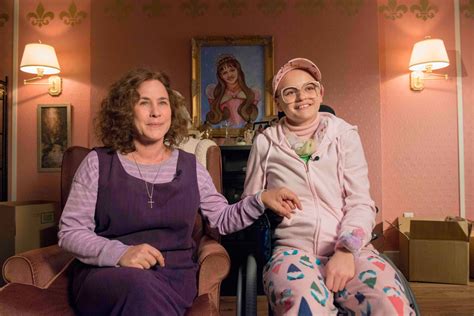 'The Act': True-Crime Tale of Gypsy Rose Blanchard Fizzles as Drama