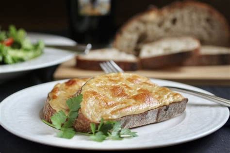 Welsh Rarebit (Classic Cheese on Toast Recipe) - Christina's Cucina