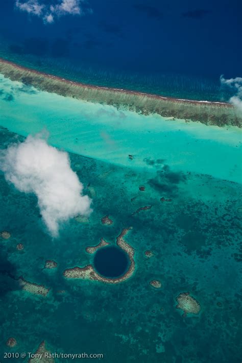 Aerials of Belize | Aerial of the Great Blue Hole on Lightho… | Flickr