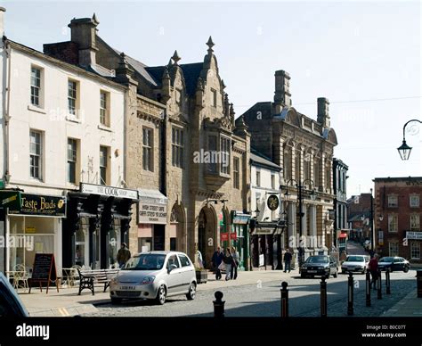 Wrexham Town Centre, Wrexham, North Wales Stock Photo - Alamy