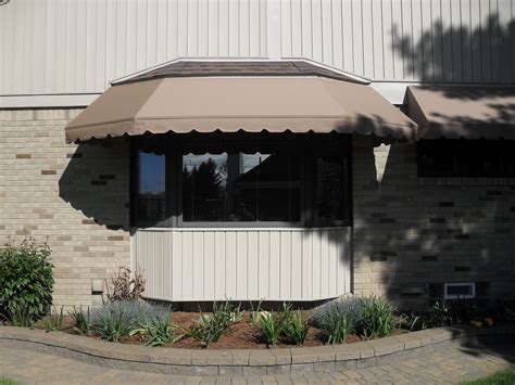 Custom Awning Installation Michigan | Royal Oak & Birmingham Awning