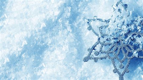 Snowflake Desktop Wallpaper - WallpaperSafari