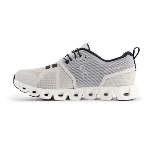 On Cloud 5 Waterproof - Sneakers Women's | Free EU Delivery ...