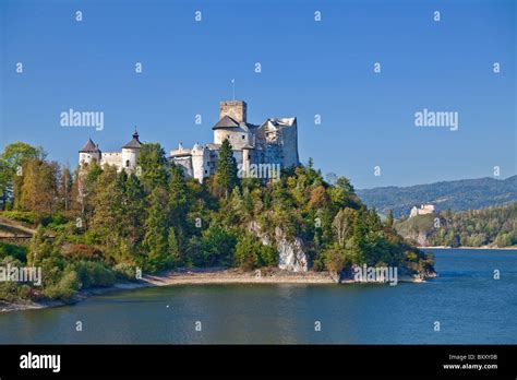 Niedzica Castle, Poland Stock Photo - Alamy