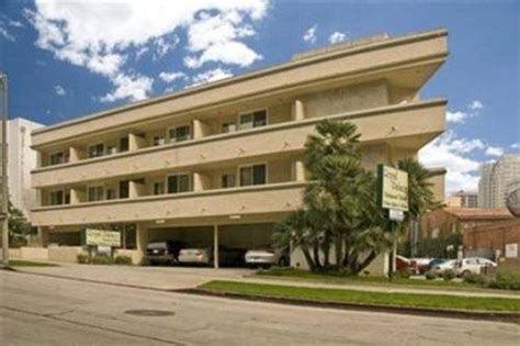 Royal Palace Westwood Hotel in Los Angeles (CA) - Room Deals, Photos ...