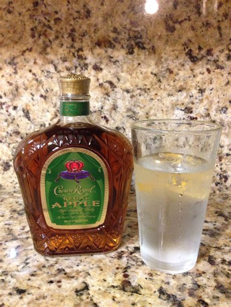 Crown Royal Apple & Sprite ! Delicious ( 7Apples ) | Apple drinks recipes, Apple drinks, Liquor ...