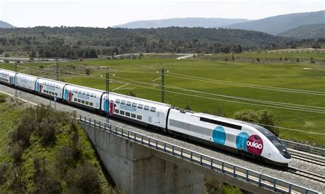 Madrid to Barcelona by train from €5.70 | Renfe AVE, AVLO, iryo, OUIGO ...