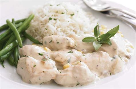 Chicken in white sauce Recipes | GoodtoKnow