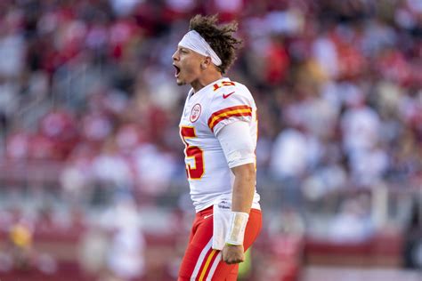 How to Watch KC Chiefs' Patrick Mahomes in Netflix’s ‘Quarterback ...