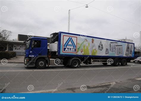 ALDI DELIVERY LORRY Editorial Photo | CartoonDealer.com #59228093