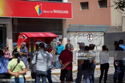 136 Banco De Venezuela Stock Photos, High-Res Pictures, and Images - Getty Images