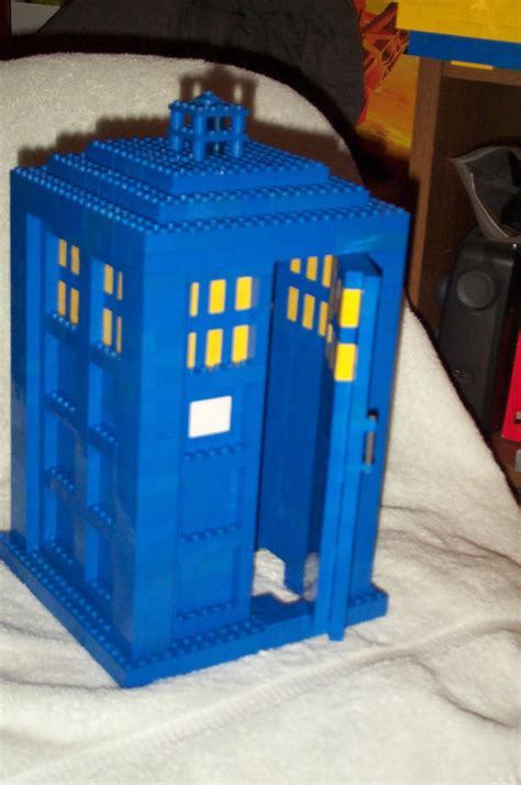 improved lego tardis by bohoki on DeviantArt