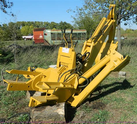 Massey Ferguson backhoe attachment in Minneapolis, KS | Item G7524 sold ...