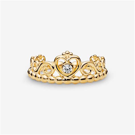 Princess Tiara Crown Ring | Gold | Pandora Canada