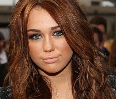 Auburn Hair Color - Hair Highlighting