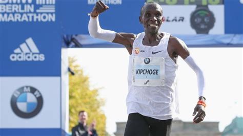 Eliud Kipchoge Confirmed for 2023 Berlin Marathon | Watch Athletics